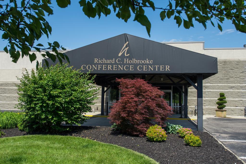 Hope Hotel And Richard C. Holbrooke Conference Center Fairborn Exteriör bild