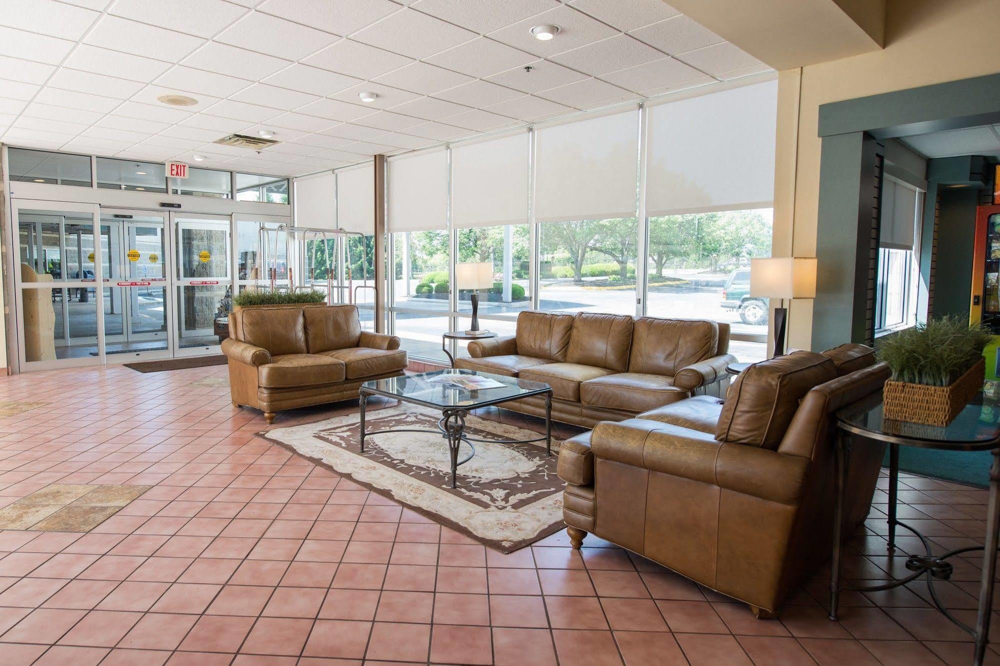 Hope Hotel And Richard C. Holbrooke Conference Center Fairborn Exteriör bild