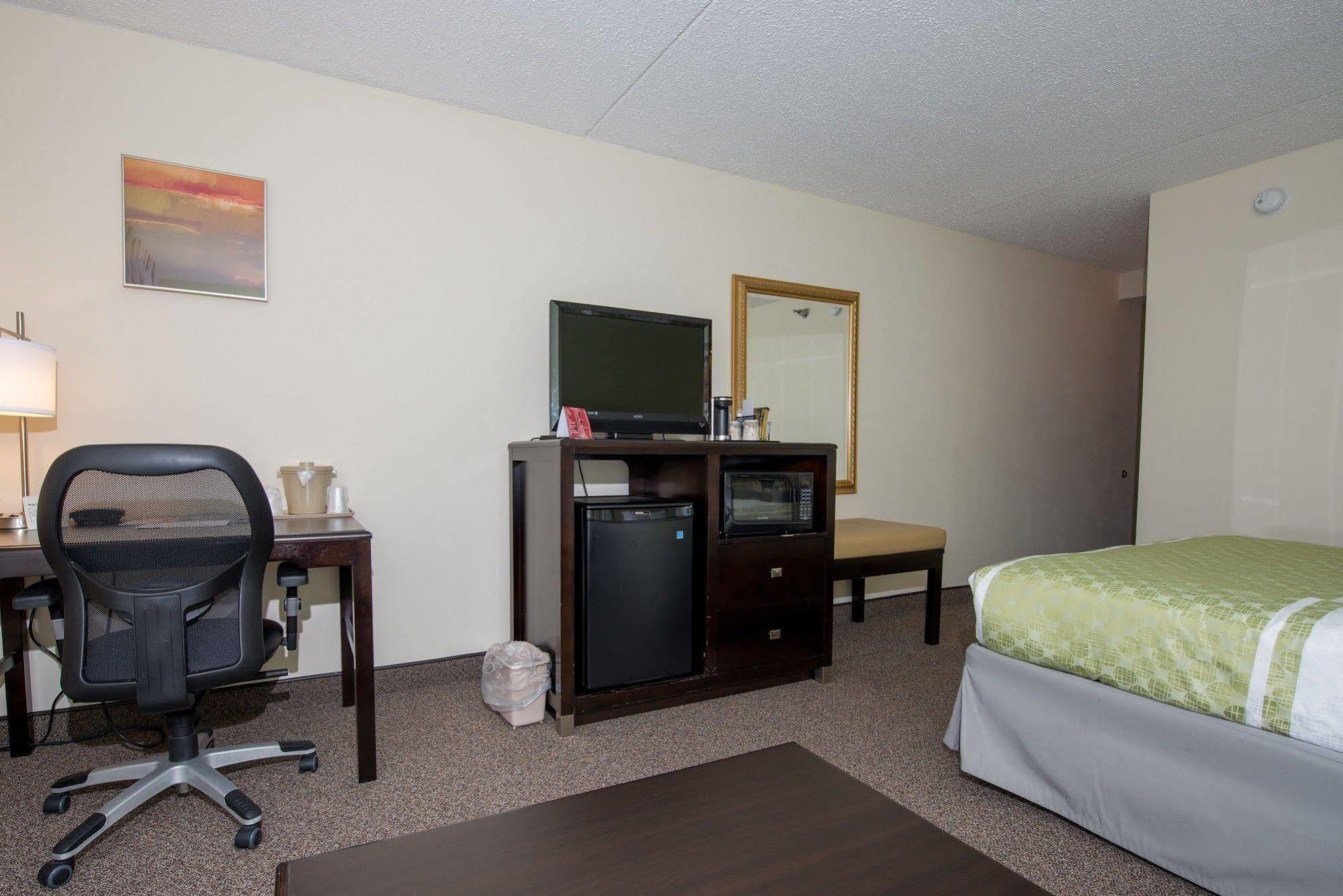 Hope Hotel And Richard C. Holbrooke Conference Center Fairborn Exteriör bild